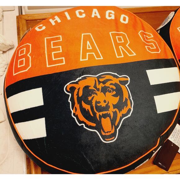 NFL Set (2) Bears 15" Plushie Circle Pillow Chicago Couch Man Cave New - Picture 4 of 4